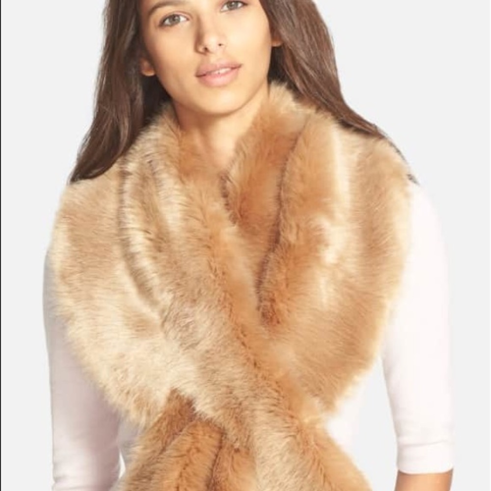 B.P. Faux fur stole